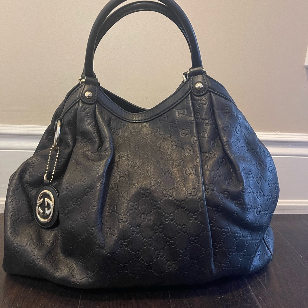 Gucci suckey tote leather bag